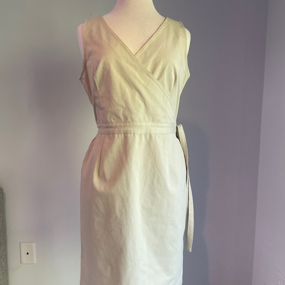 Isabella Bird Tan Wrap Style Dress Size 14 Sleeveless V Neck Beige Stretch Work
